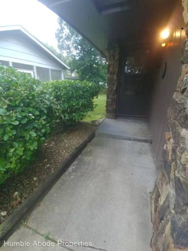 Main picture of 3304B E Portland St