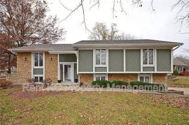 Main picture of 1524 NE 99th St