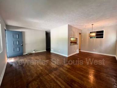Main picture of 941 Clearfield Dr