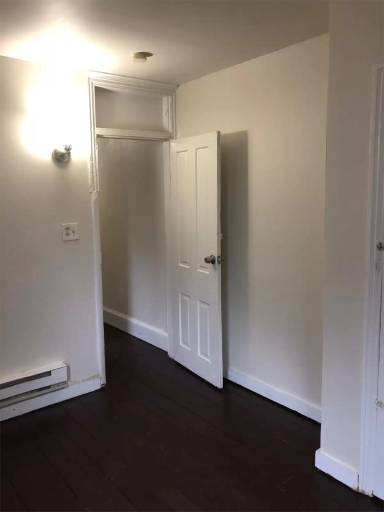 Main picture of 1708 Lancaster Ave