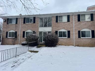 Main picture of 14181 Ivanhoe Dr
