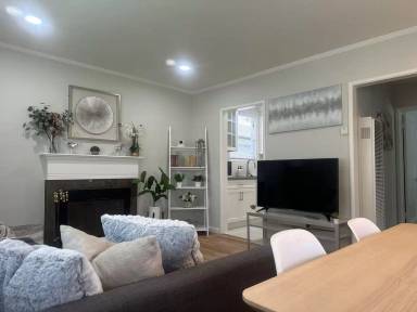 Main picture of 122 Vera Ave