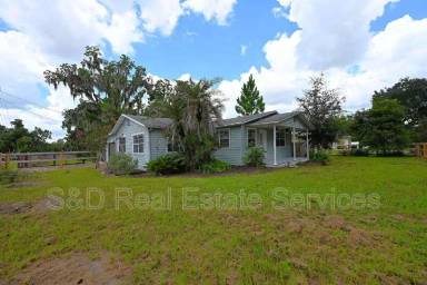 Main picture of 3958 2nd St NW
