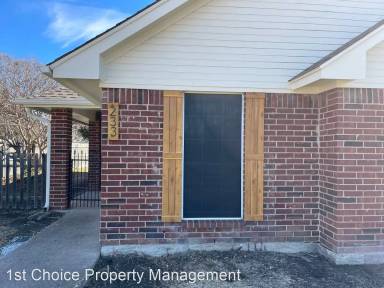 Main picture of 233 Overleaf Dr