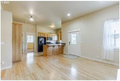 Main picture of 2556 Royalann Ln