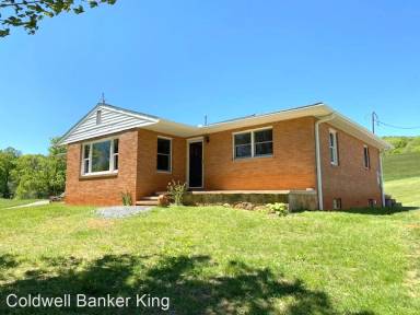 Main picture of 137 Whitt Rd