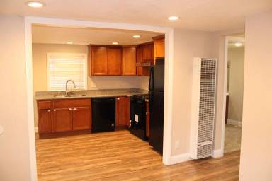 Main picture of 1616 2nd St