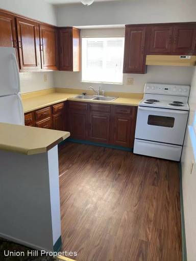 Main picture of 1405 Carlin St