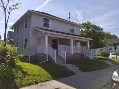 Main picture of 746 S Union St