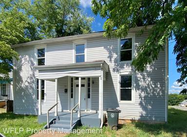 Main picture of 700 Norwood St
