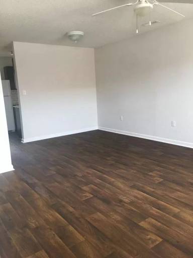 Main picture of 1601 West Elm Street