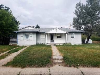 Main picture of 2428 S Odell Ave