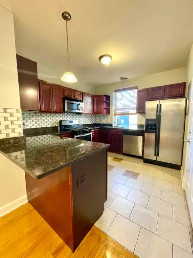 Main picture of 6344 N Talman Ave