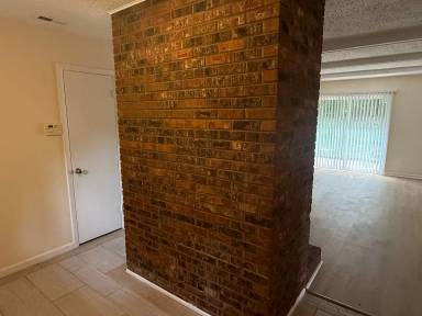 Main picture of 6341 Round Hill Rd