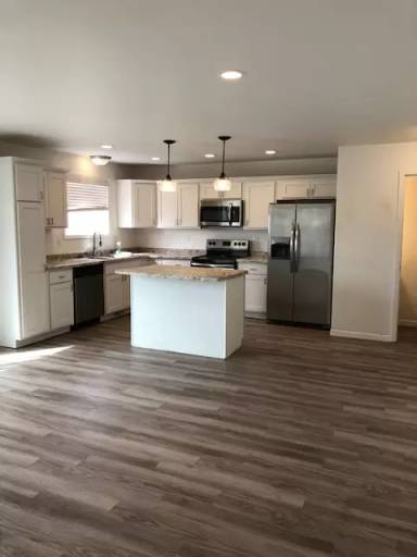 Main picture of Aspen Ponds