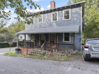 Main picture of 2 3rd St