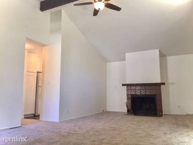 Main picture of 919 Bell St