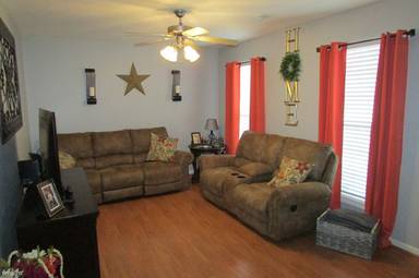 Main picture of 103 Vineyard Rd