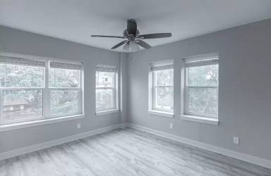 Main picture of 1205 E Armour Blvd
