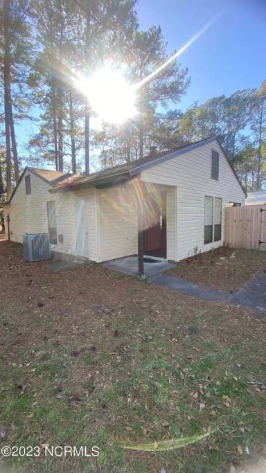Main picture of 106 Twinwood Dr