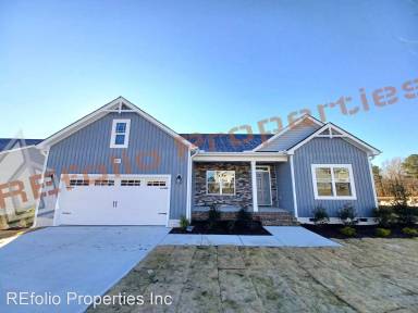 Main picture of 233 Howards Crossing Dr
