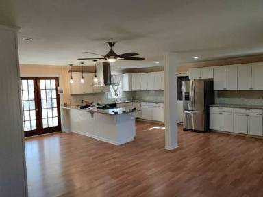 Main picture of 18 N Garden Cir