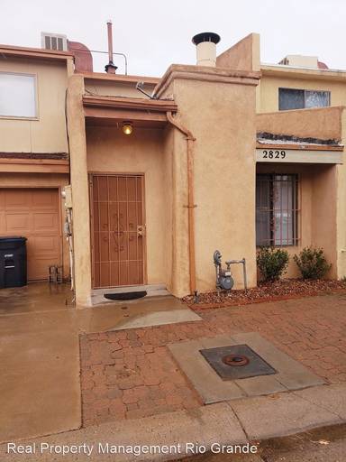 Main picture of 2829 Sabina St NE