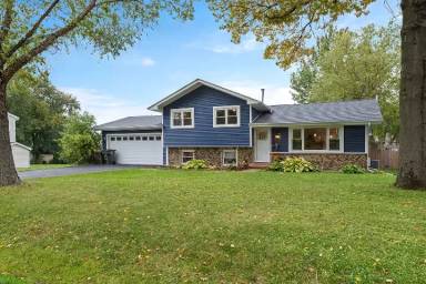 Main picture of 29W081 Donald Ave