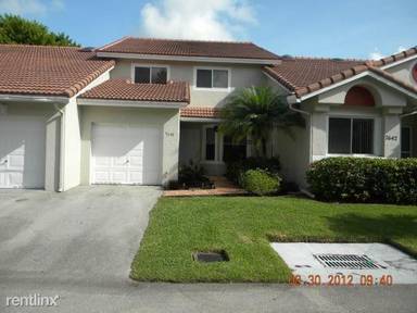 Main picture of 7644 Pinewalk Dr S