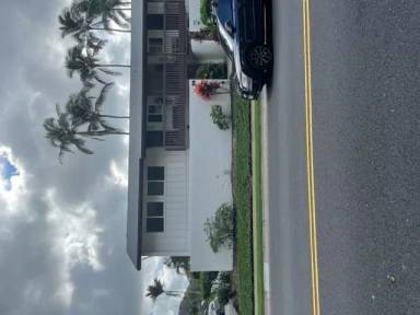 Main picture of 301 Kawaihae St