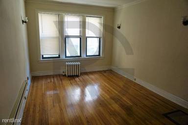 Main picture of 617 W Melrose St
