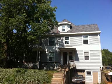 Main picture of 814 N 10th St