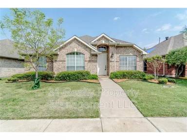 Main picture of 5708 Bedford Ln