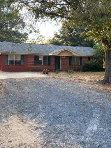 Main picture of 418 Tarbutton Rd