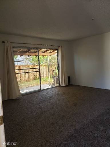Main picture of 32 Freitas Ct