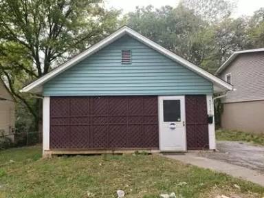 Main picture of 5710 Askew Ave