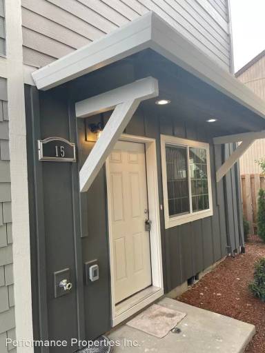 Main picture of 7949 SE Glencoe Rd