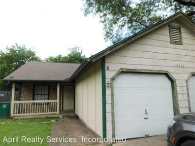 Main picture of 12407B Tree Line Dr