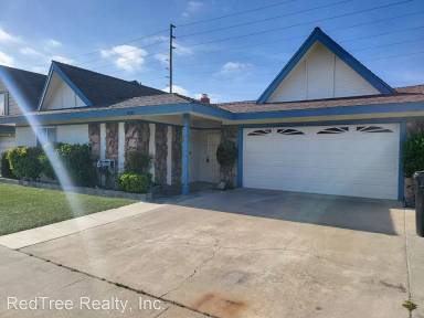 Main picture of 8901 Pinehurst Cir