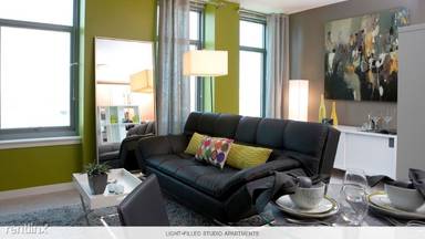 Main picture of Michigan Avenue Tower