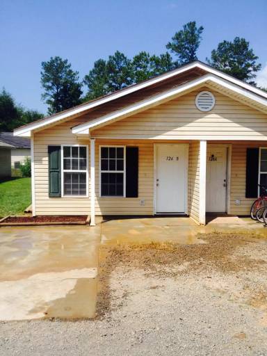 Main picture of 126 Ripley Ave