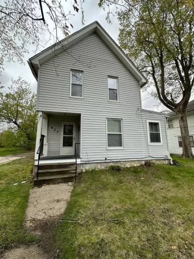 Main picture of 937 S Jackson St