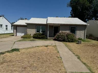 Main picture of 3216 26th St