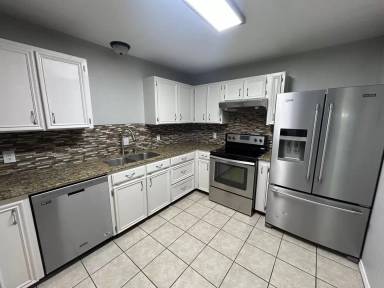 Main picture of 1801 Real Dr