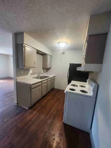 Main picture of 1714 Autumn Dr
