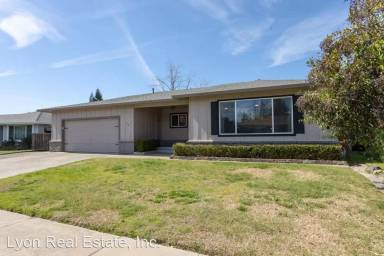 Main picture of 712 Garcia Ave
