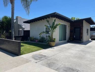 Main picture of 442 E Platt St