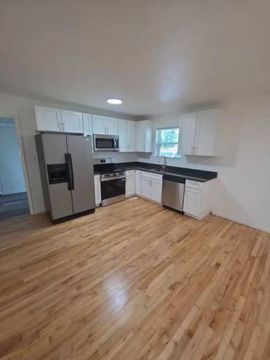Main picture of 118 Stone Dr