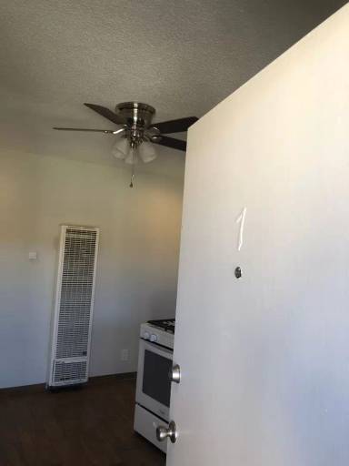 Main picture of 11730 S Vermont Ave