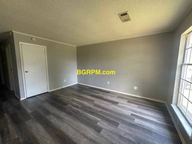 Main picture of 1004 Ferrell Dr